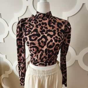 Leopard top